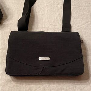 Baggallini Classic Black Shoulder Bag